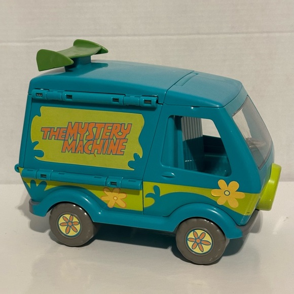 Hanna Barbera Scooby Doo Mystery Machine - Picture 3 of 14